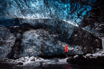 Islandia: Turyści zamknięci w jaskini lodowej