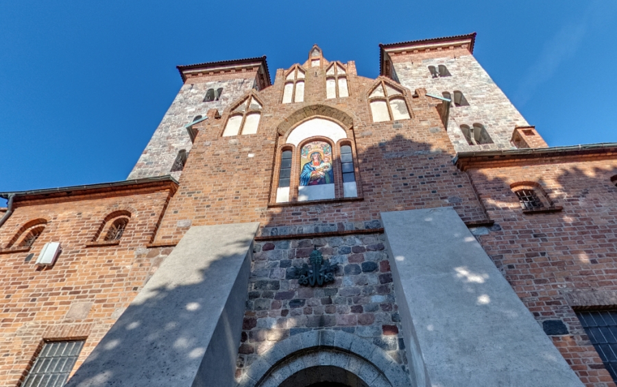 Klasztor w CzerwiÅsku nad WisÅÄ