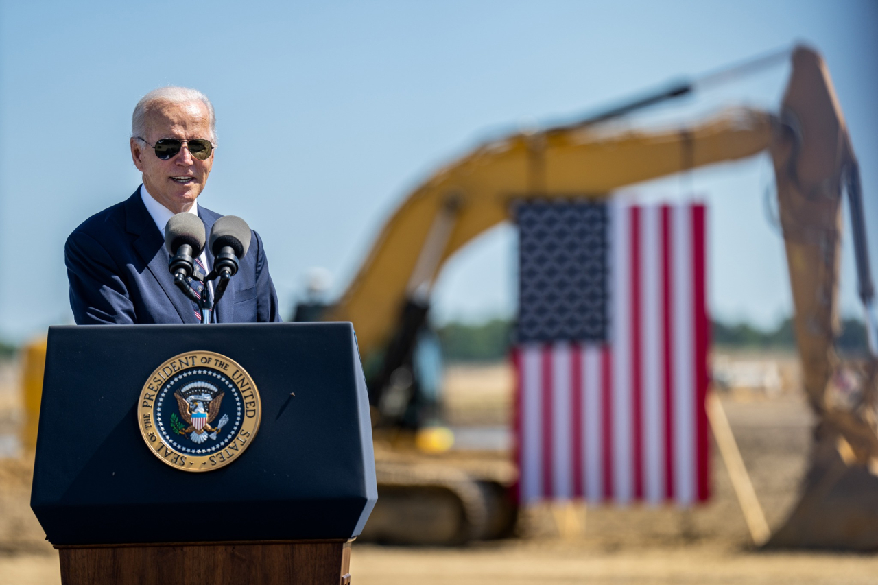 Joe Biden pomoc dla Ukrainy