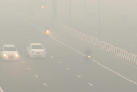 Indie: GÄsty smog nad Delhi - chemiczna chmura zagraÅ¼a miastu