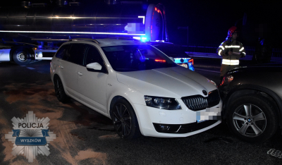 Wyszków: Nietrzeźwy 48-latek skradzionym autem uderza w bmw